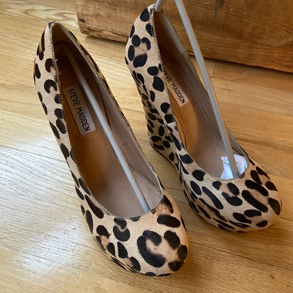 Steve Madden Leopard Wedges